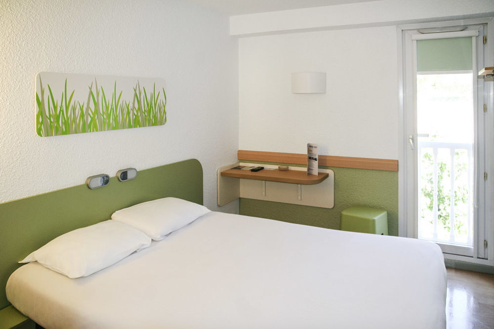Ibis Budget Brignoles Provence Buitenkant foto