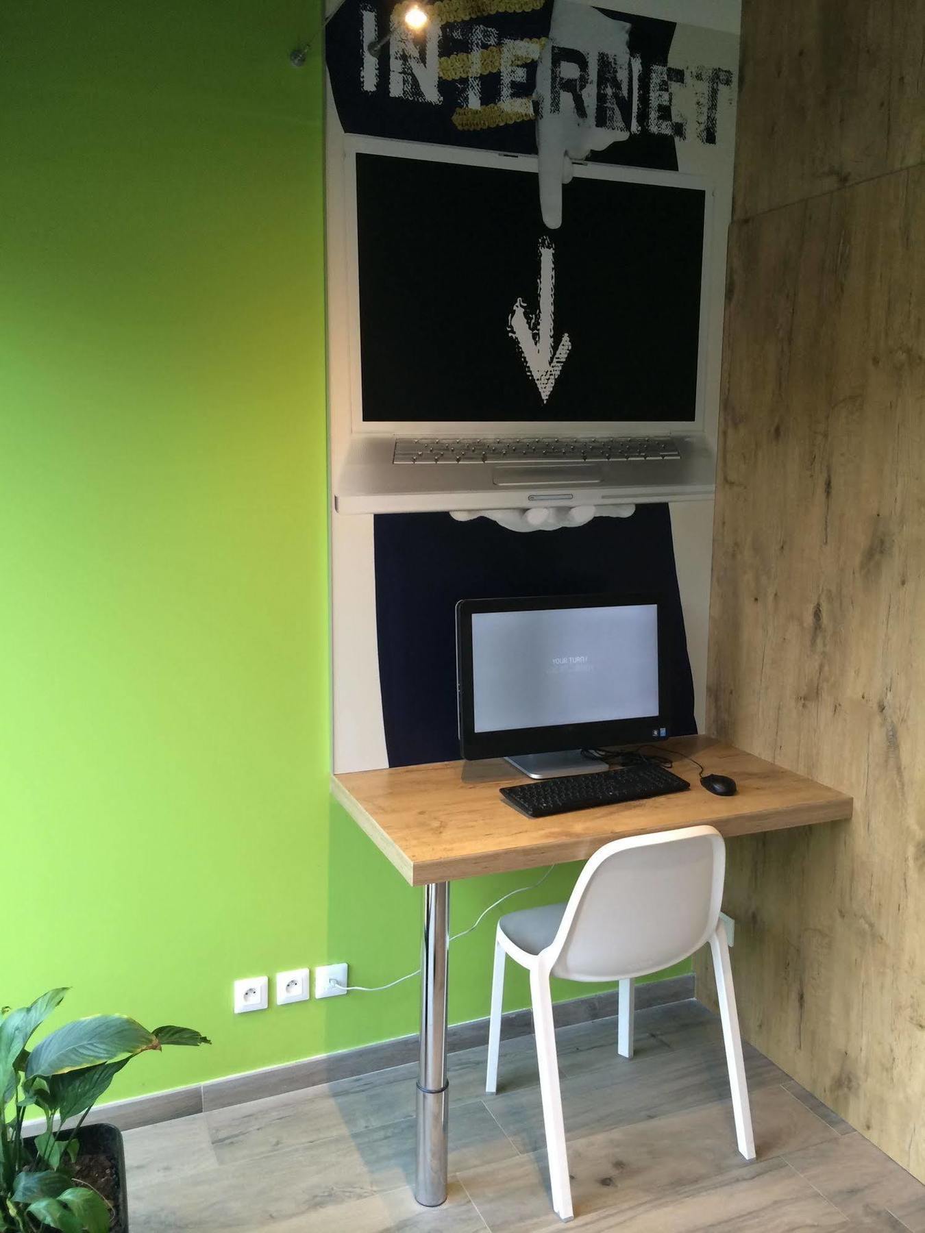 Ibis Budget Brignoles Provence Buitenkant foto
